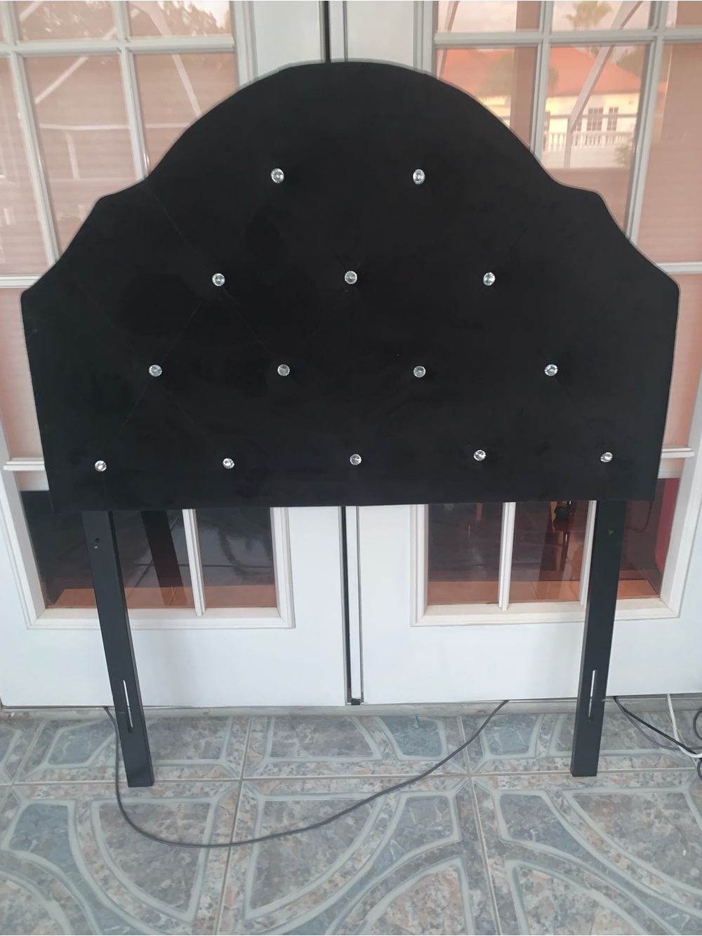 Black diamond headboard